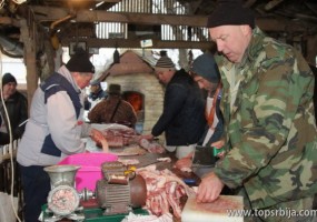 Veština obrade mesa na manifestaciji Manić Tisa 63 ove godine u Novom Bečeju