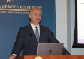 Dr Nenad Ivanišević