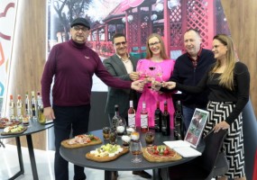 Sa promocije vina Vinarije DiBonis na 46. Međunarodnom sajmu turizma u Beogradu