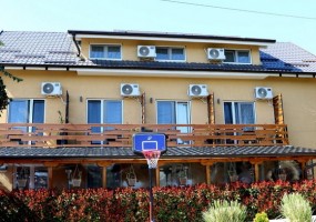 Hotelče familije Popović u Gornjem Matejevcu