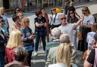 Šetnjom kroz Zrenjanin otkrivene skrivene priče gradskih fasada