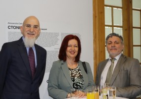 Mr Jelena Nestorov, predsednica ZSV,sa Nj.E. Lukom Gori i Antonijom Ventreskom