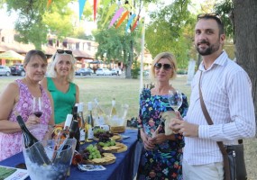 Milivoj Kovačević i Marija Čupić u obilasku štandova