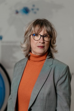 Fotografiju broj 1 potpiši: prof. Prof. dr Svetlana Ignjatijević