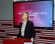 Jelena Stojšić Dabetić, novi dekan Pravnog fakulteta za privredu i pravosuđe pozdravila novu generaciju studenata